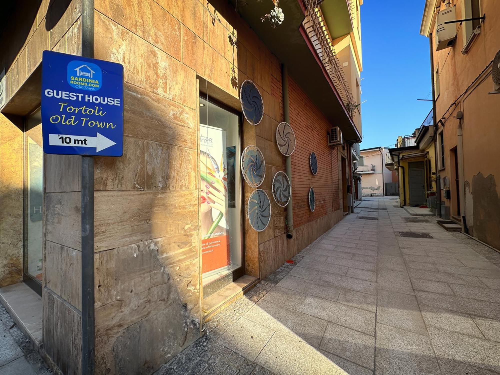 Sardiniarooms Tortoli Old Town Exterior photo